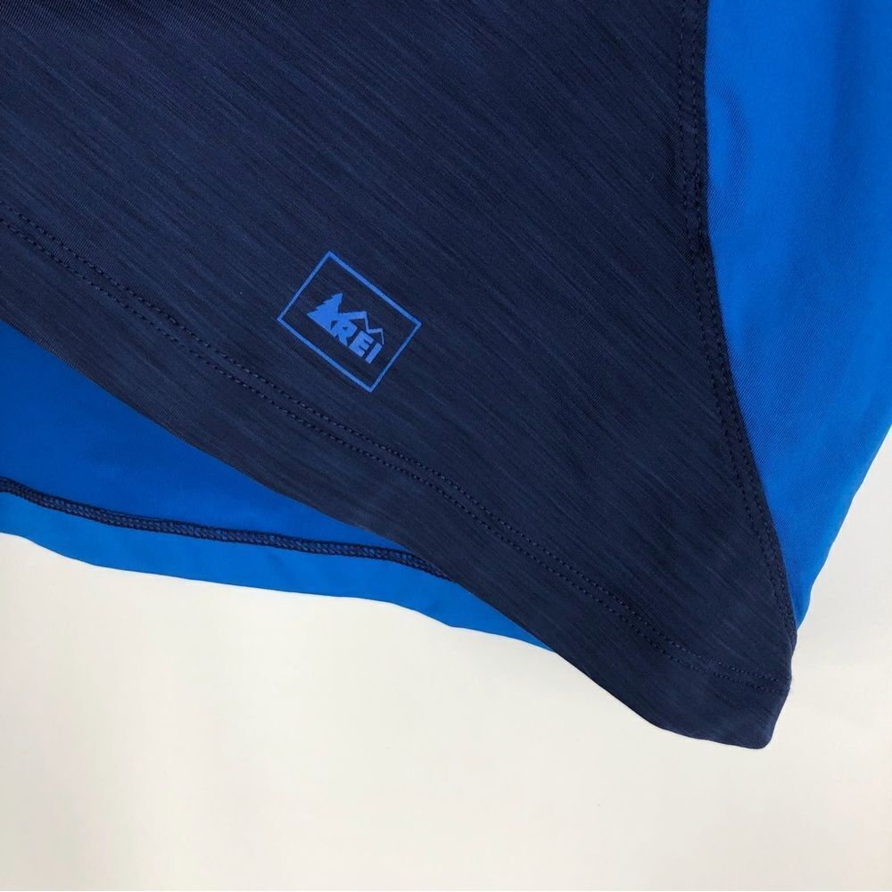 REI Womens Hiking Shirt Size‎ XS Blue Zip Pocket Fitted Gorpcore Outdoors - Picture 4 of 8